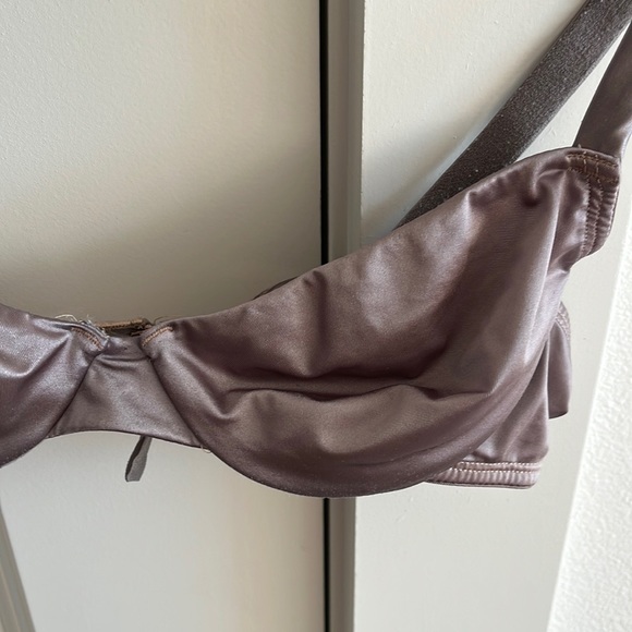 stretch satin underlined underwire bra - Picture 5 of 9